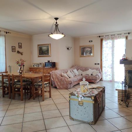Relax In Collina A Due Passi Dal Mare Apartamento Torriana Exterior foto
