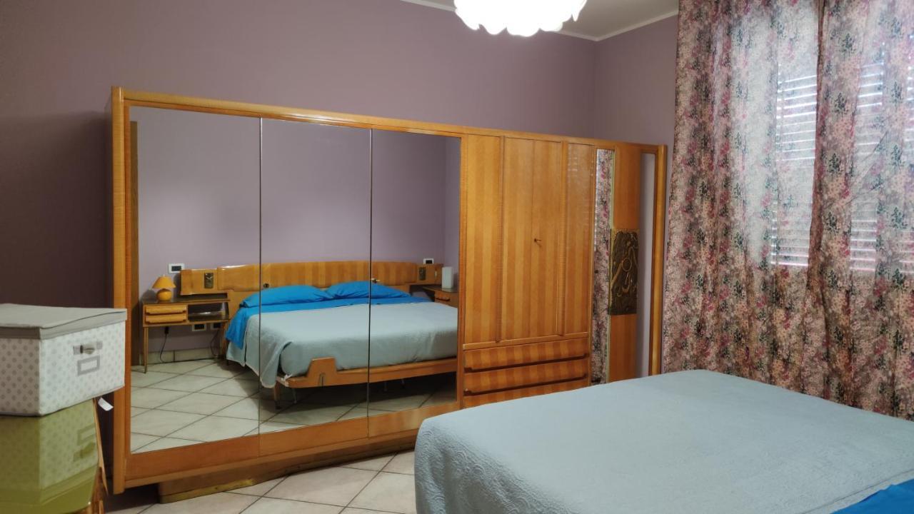Relax In Collina A Due Passi Dal Mare Apartamento Torriana Exterior foto