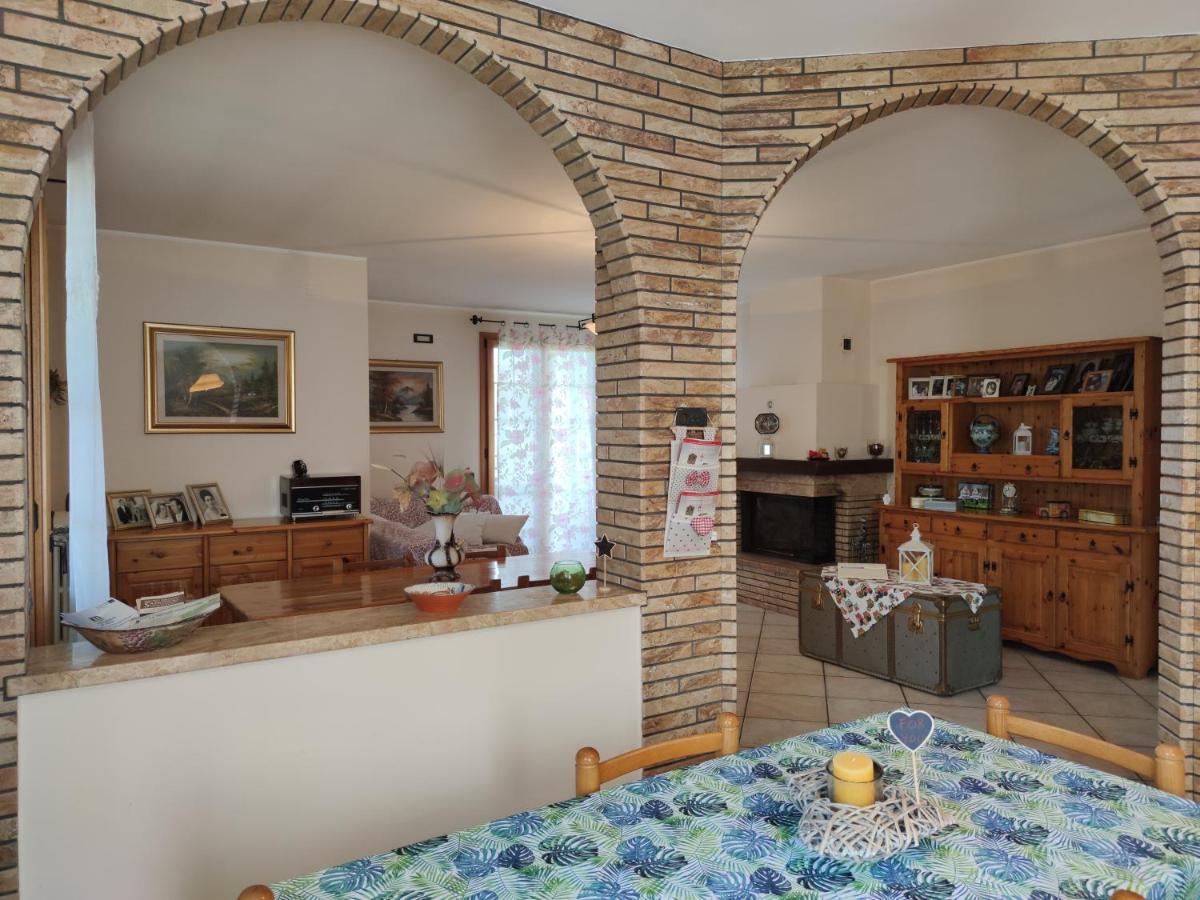 Relax In Collina A Due Passi Dal Mare Apartamento Torriana Exterior foto