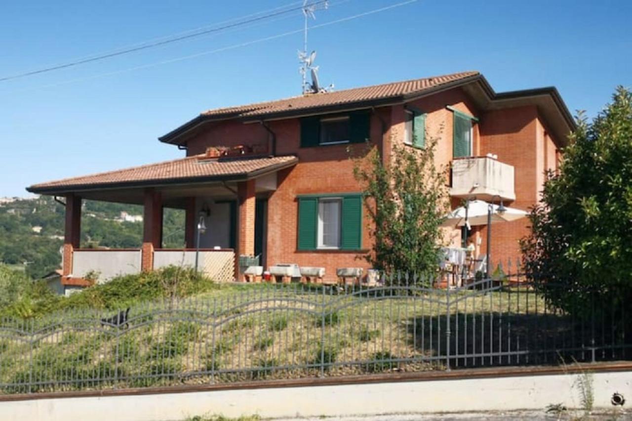 Relax In Collina A Due Passi Dal Mare Apartamento Torriana Exterior foto