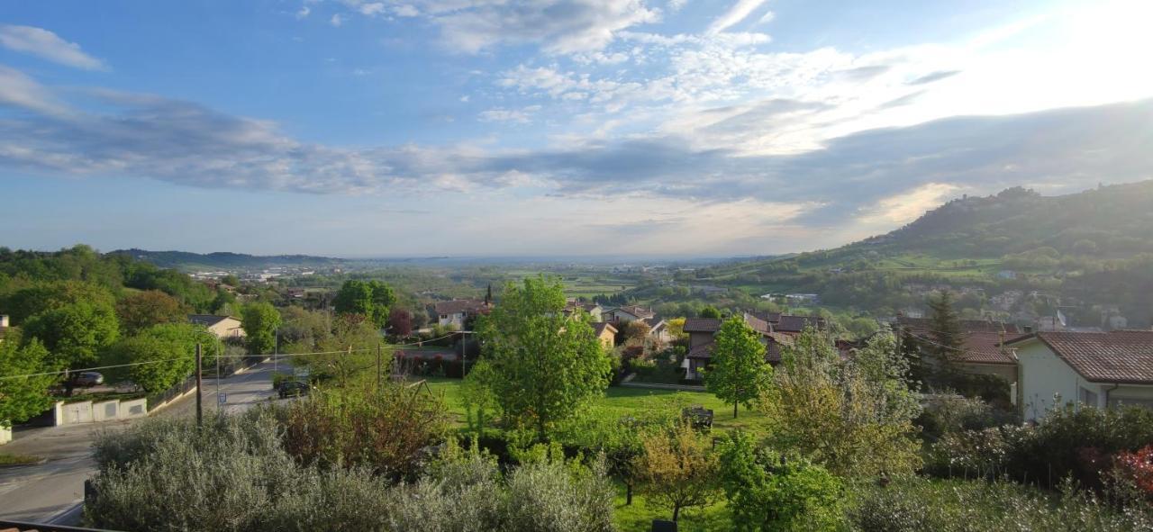 Relax In Collina A Due Passi Dal Mare Apartamento Torriana Exterior foto